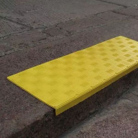 Проступь резиновая 305x1100 мм ТУ 2530-003-88668243-2016