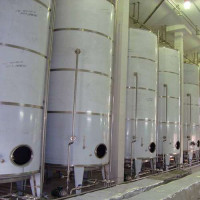 Резервуары для ликероводочной промышленности 1 м3 12Х18Н10Т
